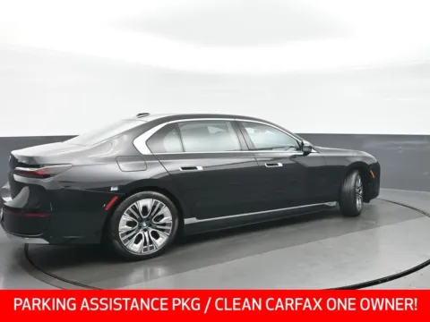 Another view of 2023 BMW i7 xDrive60 for sale in Highland Park, IL at Gravity Autos Chicago