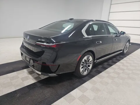 Photos of 2023 BMW i7 xDrive60 for sale in Highland Park, IL at Gravity Autos Chicago