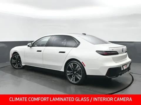 More photos of 2023 BMW i7 xDrive60 at Gravity Autos Chicago, IL
