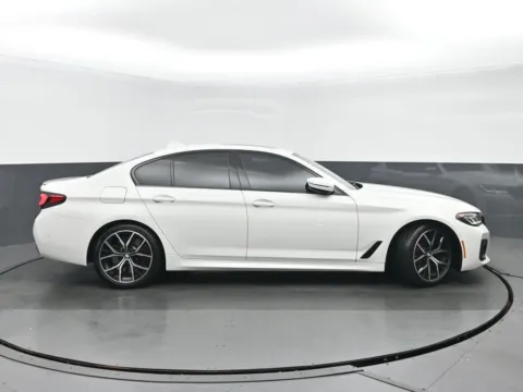 Photos of 2023 BMW 5 Series 540i xDrive for sale in Highland Park, IL at Gravity Autos Chicago