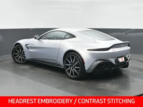 More photos of 2020 Aston Martin Vantage at Gravity Autos Chicago, IL