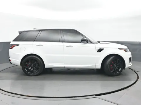 Photos of 2020 Land Rover Range Rover Sport HSE Dynamic for sale in Highland Park, IL at Gravity Autos Chicago