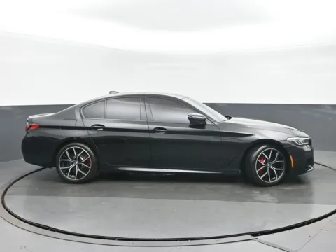 Photos of 2023 BMW 5 Series 540i xDrive for sale in Highland Park, IL at Gravity Autos Chicago