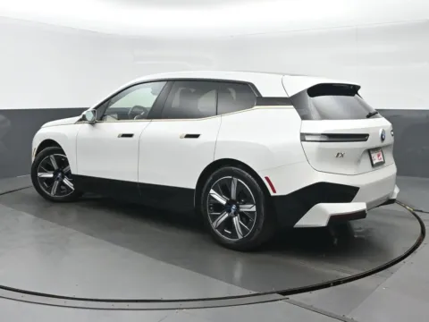 More photos of 2023 BMW iX xDrive50 at Gravity Autos Chicago, IL