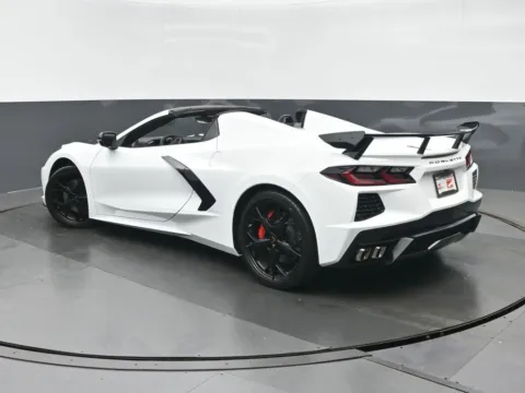 More photos of 2021 Chevrolet Corvette Stingray at Gravity Autos Chicago, IL