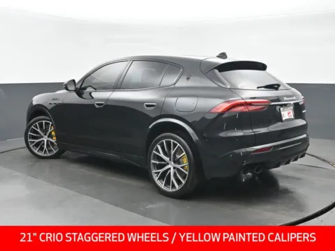 More photos of 2023 Maserati Grecale Modena at Gravity Autos Chicago, IL