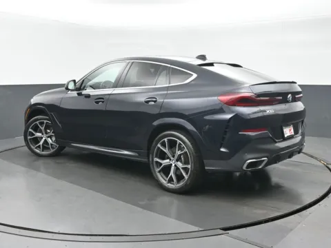 More photos of 2022 BMW X6 xDrive40i at Gravity Autos Chicago, IL