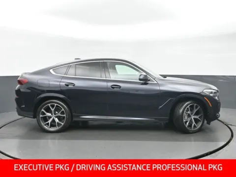 Photos of 2022 BMW X6 xDrive40i for sale in Highland Park, IL at Gravity Autos Chicago