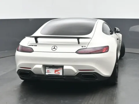 More photos of 2017 Mercedes-Benz AMG GT at Gravity Autos Chicago, IL