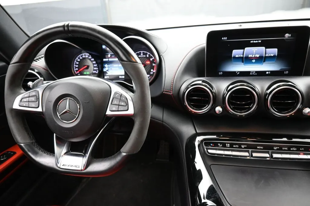2017 Mercedes-Benz AMG GT Base - Photo 11