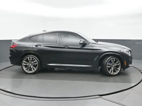 Photos of 2021 BMW X4 M40i for sale in Highland Park, IL at Gravity Autos Chicago