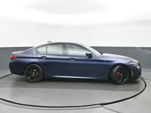 Photos of 2023 BMW 5 Series M550i xDrive for sale in Highland Park, IL at Gravity Autos Chicago