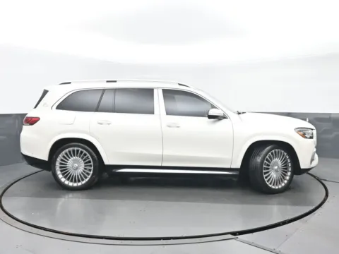 Photos of 2023 Mercedes-Benz GLS Maybach GLS 600 for sale in Highland Park, IL at Gravity Autos Chicago