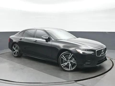 More photos of 2020 Volvo S90 T6 R-Design at Gravity Autos Chicago, IL