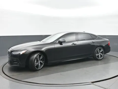 Another view of 2020 Volvo S90 T6 R-Design for sale in Highland Park, IL at Gravity Autos Chicago