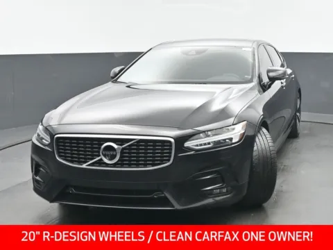 More photos of 2020 Volvo S90 T6 R-Design at Gravity Autos Chicago, IL