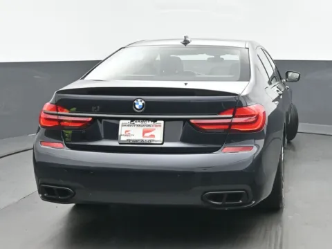 More photos of 2019 BMW 7 Series 750i xDrive at Gravity Autos Chicago, IL
