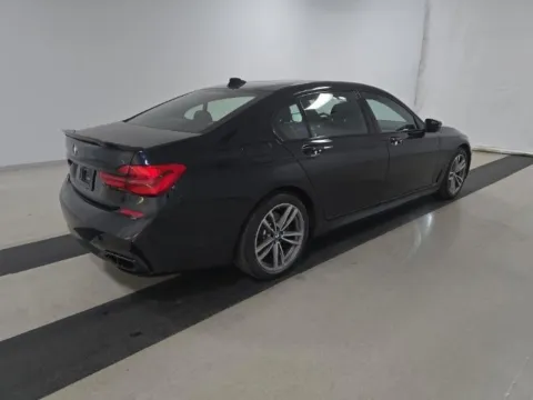 Photos of 2019 BMW 7 Series 750i xDrive for sale in Highland Park, IL at Gravity Autos Chicago