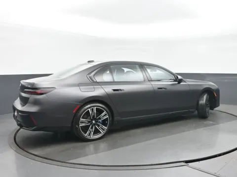 Another view of 2023 BMW i7 xDrive60 for sale in Highland Park, IL at Gravity Autos Chicago