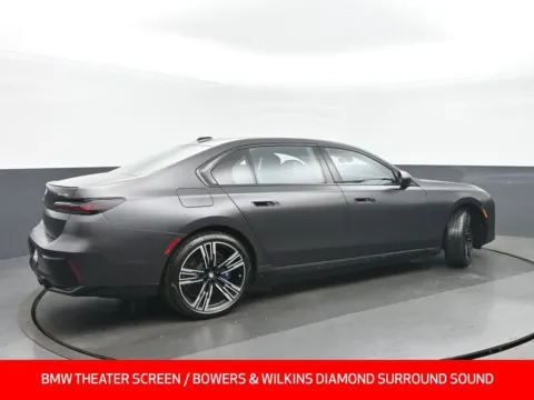 Another view of 2023 BMW i7 xDrive60 for sale in Highland Park, IL at Gravity Autos Chicago