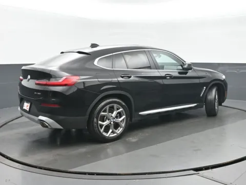 Another view of 2023 BMW X4 xDrive30i for sale in Highland Park, IL at Gravity Autos Chicago