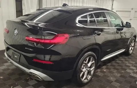 More photos of 2023 BMW X4 xDrive30i at Gravity Autos Chicago, IL