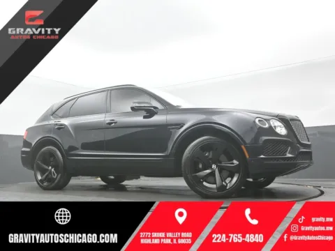 Gray 2019 Bentley Bentayga V8 for sale in Highland Park, IL