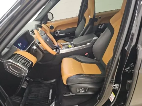 More photos of 2021 Land Rover Range Rover Sport SVR at Gravity Autos Chicago, IL