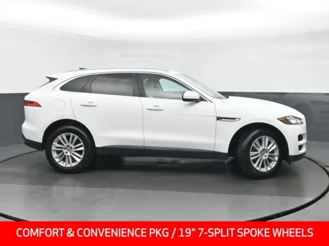 Photos of 2020 Jaguar F-PACE 25t Prestige for sale in Highland Park, IL at Gravity Autos Chicago
