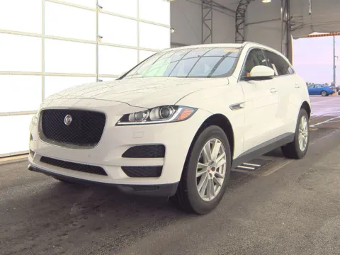 Photos of 2020 Jaguar F-PACE 25t Prestige for sale in Highland Park, IL at Gravity Autos Chicago