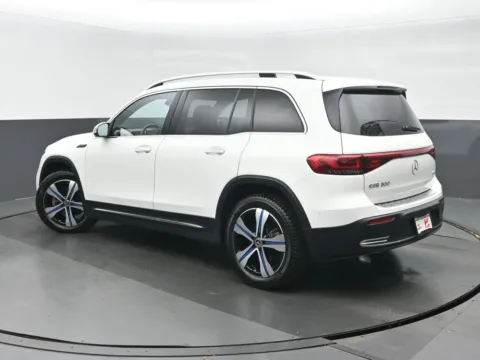 More photos of 2022 Mercedes-Benz EQB 300 at Gravity Autos Chicago, IL
