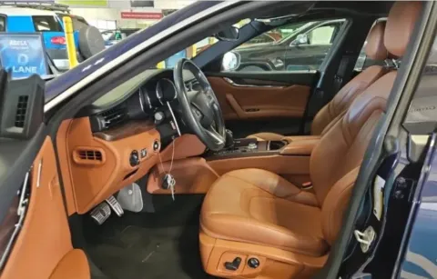 More photos of 2018 Maserati Quattroporte S Q4 at Gravity Autos Chicago, IL