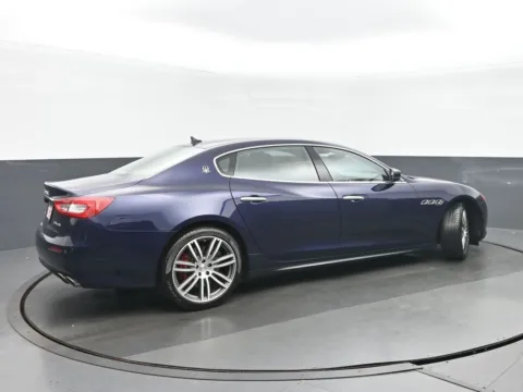 Another view of 2018 Maserati Quattroporte S Q4 for sale in Highland Park, IL at Gravity Autos Chicago