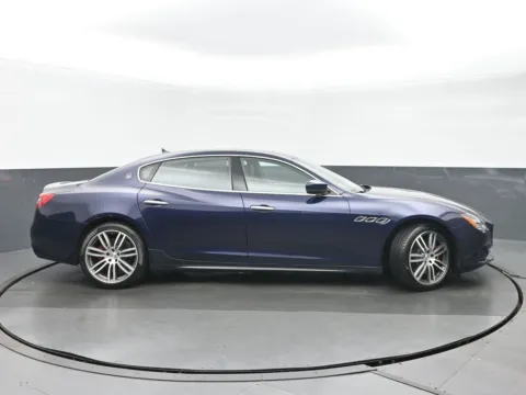 Photos of 2018 Maserati Quattroporte S Q4 for sale in Highland Park, IL at Gravity Autos Chicago