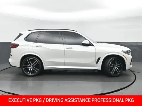 Photos of 2022 BMW X5 M50i for sale in Highland Park, IL at Gravity Autos Chicago