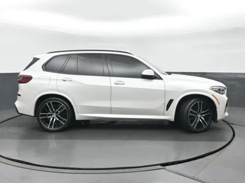 Photos of 2022 BMW X5 M50i for sale in Highland Park, IL at Gravity Autos Chicago