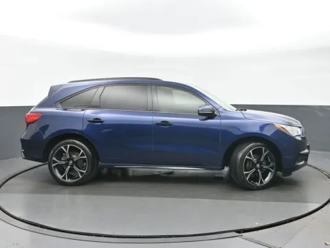 Photos of 2019 Acura MDX 3.5L Advance Package for sale in Highland Park, IL at Gravity Autos Chicago