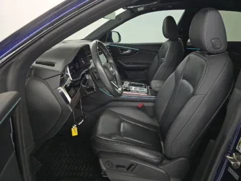 More photos of 2021 Audi Q8 55 Premium Plus at Gravity Autos Chicago, IL