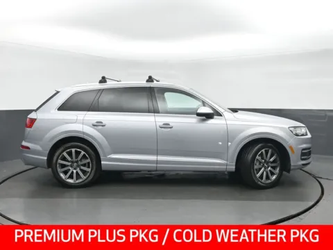 Photos of 2019 Audi Q7 45 Premium Plus for sale in Highland Park, IL at Gravity Autos Chicago