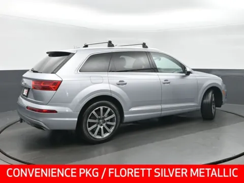 Another view of 2019 Audi Q7 45 Premium Plus for sale in Highland Park, IL at Gravity Autos Chicago