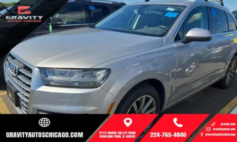 Silver 2019 Audi Q7 45 Premium Plus for sale in Highland Park, IL