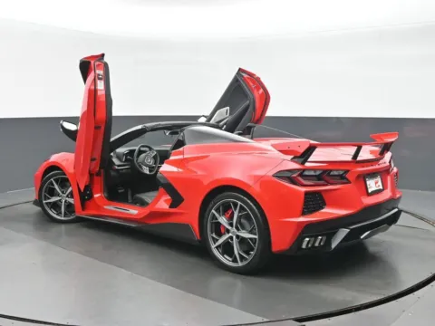 More photos of 2022 Chevrolet Corvette Stingray at Gravity Autos Chicago, IL