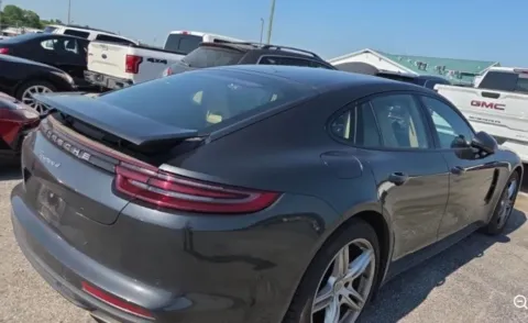 Photos of 2018 Porsche Panamera 4 for sale in Highland Park, IL at Gravity Autos Chicago