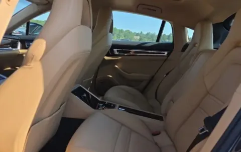 More photos of 2018 Porsche Panamera 4 at Gravity Autos Chicago, IL