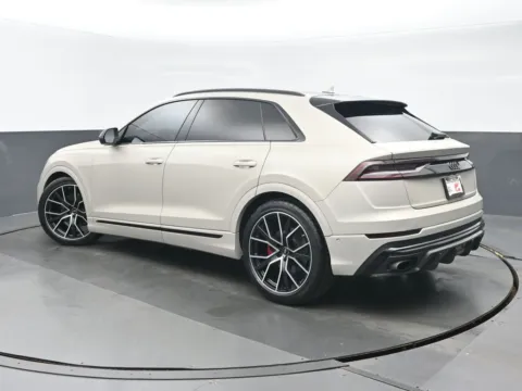 More photos of 2023 Audi Q8 55 Premium Plus at Gravity Autos Chicago, IL
