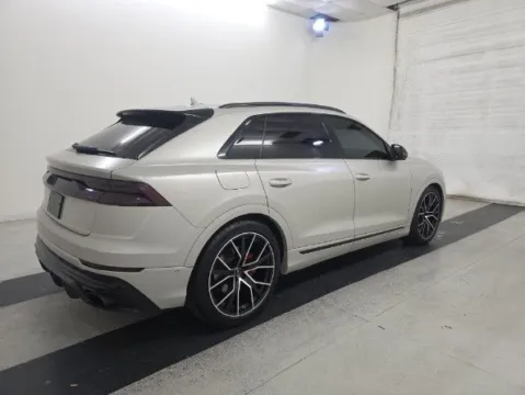 Photos of 2023 Audi Q8 55 Premium Plus for sale in Highland Park, IL at Gravity Autos Chicago