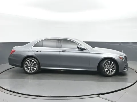 Photos of 2020 Mercedes-Benz E-Class E 450 for sale in Highland Park, IL at Gravity Autos Chicago