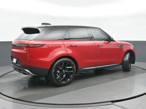 Another view of 2023 Land Rover Range Rover Sport SE for sale in Highland Park, IL at Gravity Autos Chicago