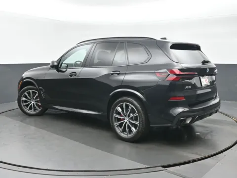 More photos of 2024 BMW X5 xDrive40i at Gravity Autos Chicago, IL