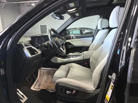 More photos of 2024 BMW X5 xDrive40i at Gravity Autos Chicago, IL